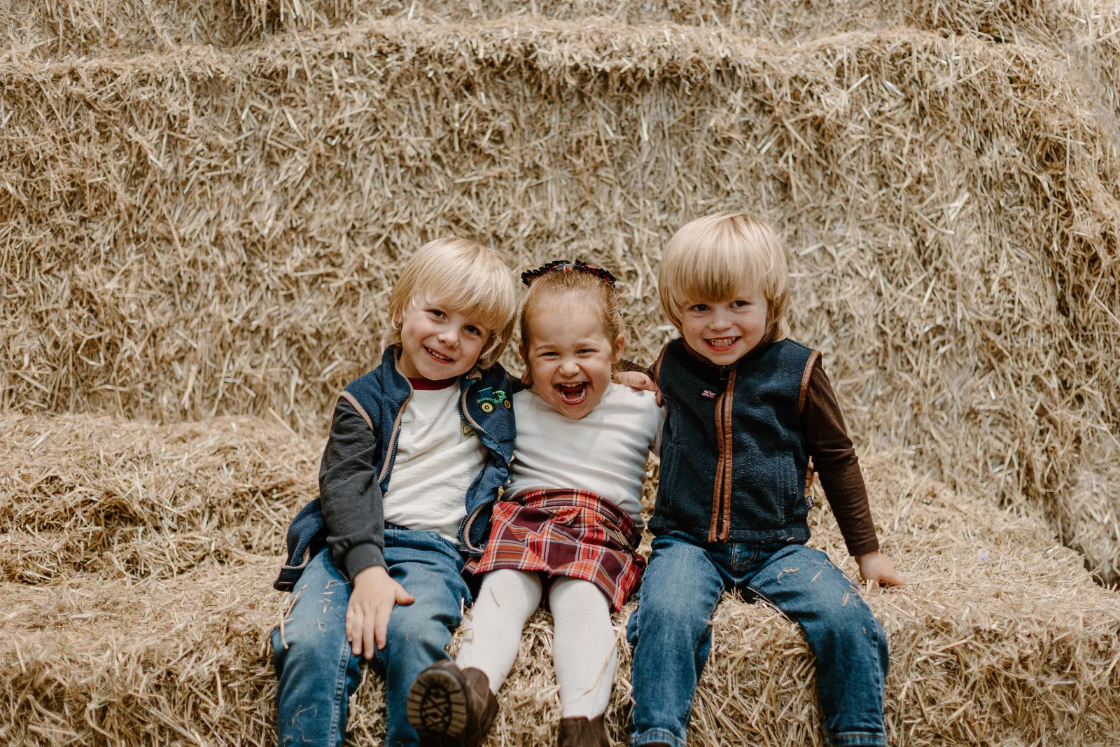 Family photo shoots on the farm - event photo