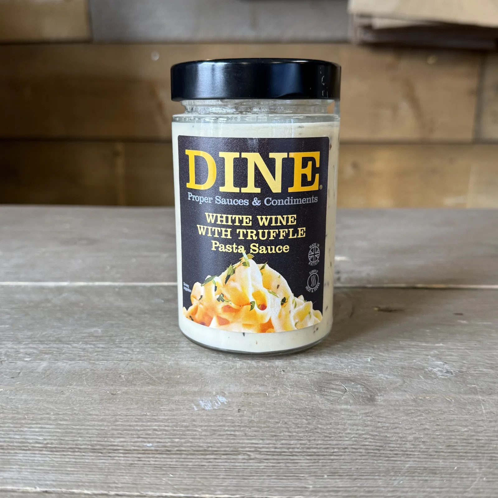 Dine White Wine and Truffle Pasta Sauce